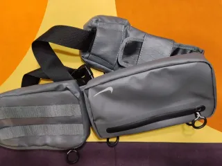 Mochila cruzada Nike nueva