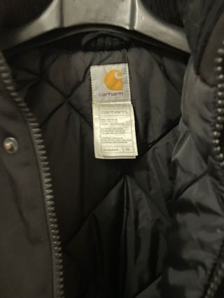 Giubbotto invernale Carhartt nero con cappuccio