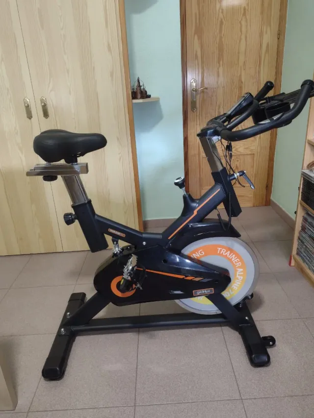 Bicicleta Estática Negra