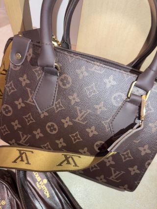 Bolso y Zapatos Marrón/Dorado