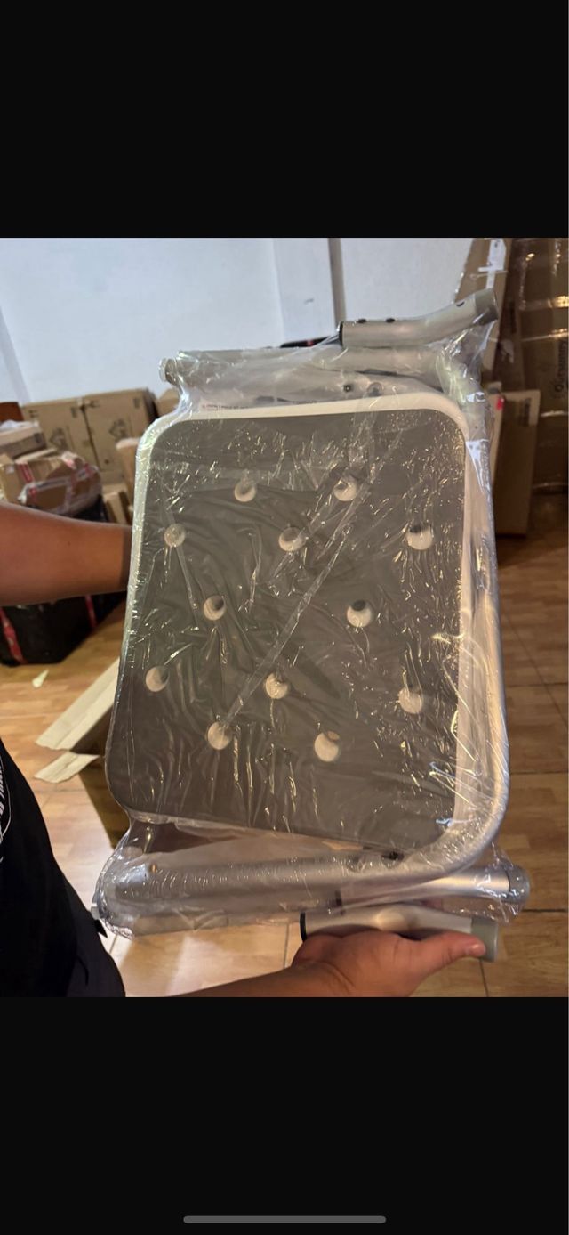 Sgabello da doccia con braccioli