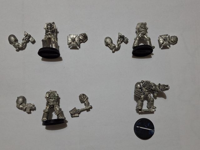 Warhammer 40K - 4 Terminator Metallo