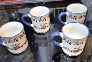 4 Tazzoni Latte Decorati
Kasanova
