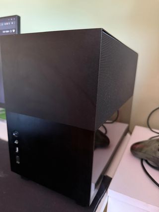 PC Custom Refrigeración Líquida Negra