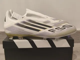 Bota Adidas F50 League LL FG/MG Talla 44.5