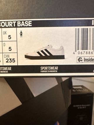 Zapatillas Adidas Blancas y Beige