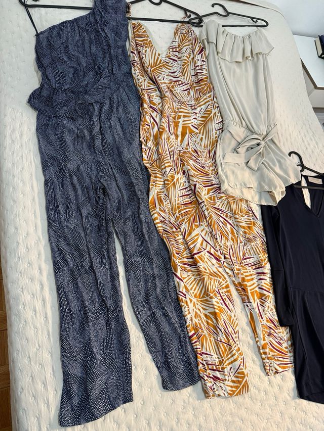 Lote 4 monos talla S