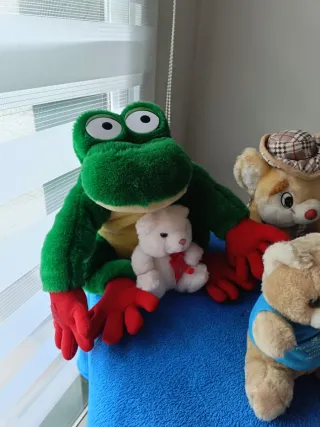 Set di nuovi giocattoli di peluche assortiti