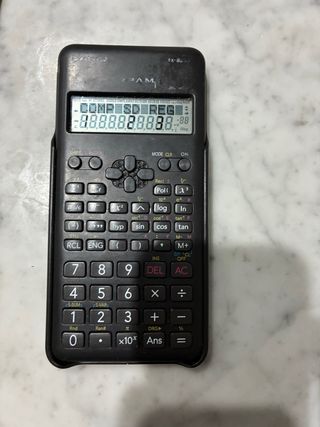Calculadora Casio fx-82MS