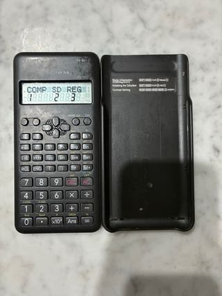 Calculadora Casio fx-82MS