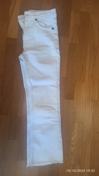 Pantalón vaquero blanco mujer