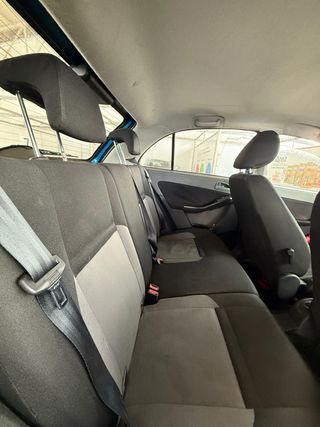 Tata Vista 2013 Pegatina C