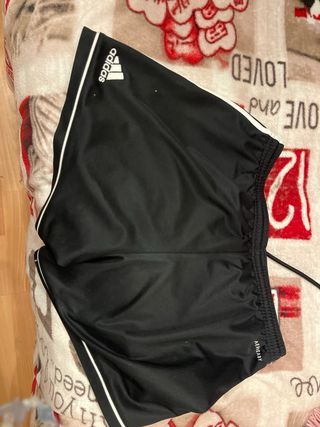 Pantalones cortos Adidas negros