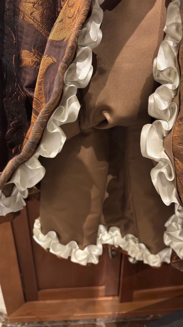 Falda Fallera Marrón Brocado