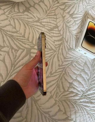 iPhone 14 Pro Max Dorado