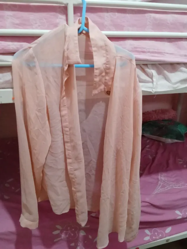 Camisa color pastel nude