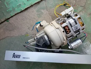 Motor bomba agua y resistencia calentador