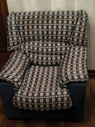 Butaca sillón tela beige y azul