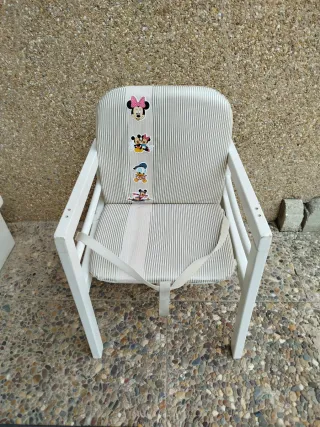 Trona infantil con personajes Disney