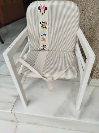 Trona infantil con personajes Disney