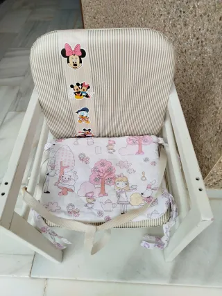 Trona infantil con personajes Disney