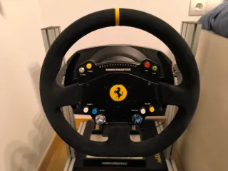 Volante Ferrari 488 Thrustmaster