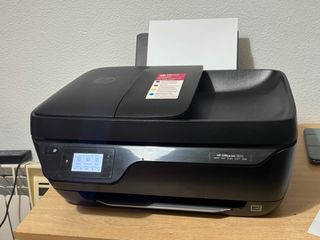 Impresora HP OfficeJet 3833 Multifunción