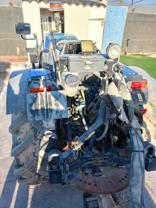 Tractor New Holland T4.90N 4WD