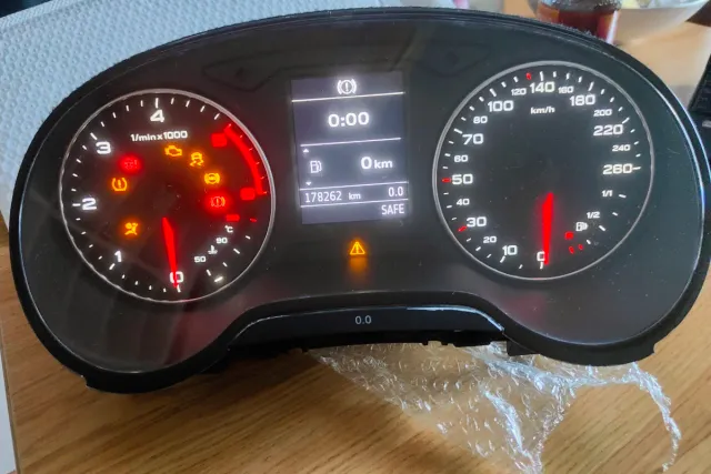 Cuadro instrumentos Audi A3 8V.