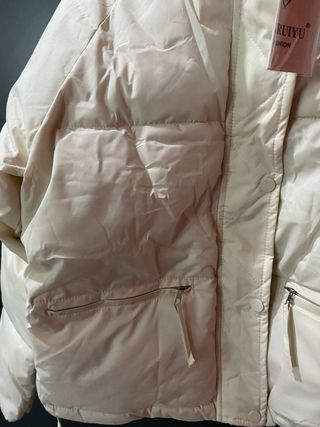 Chaqueta blanca acolchada talla M