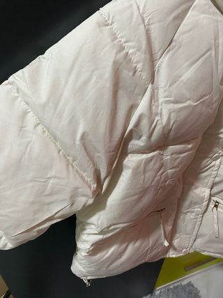 Chaqueta blanca acolchada talla M