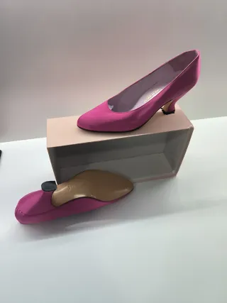 Zapato Seña Raso Talla 37 y Bolso.