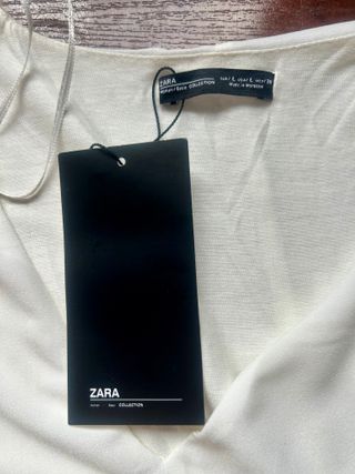 Blusa Zara blanca mangas abiertas capa