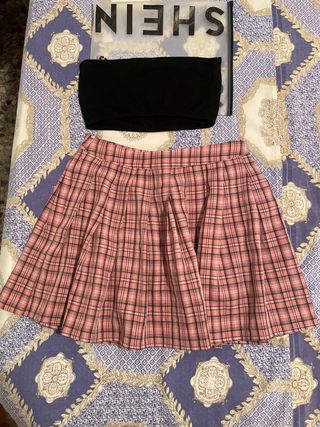 Conjunto Top y Falda Plisada SHEIN