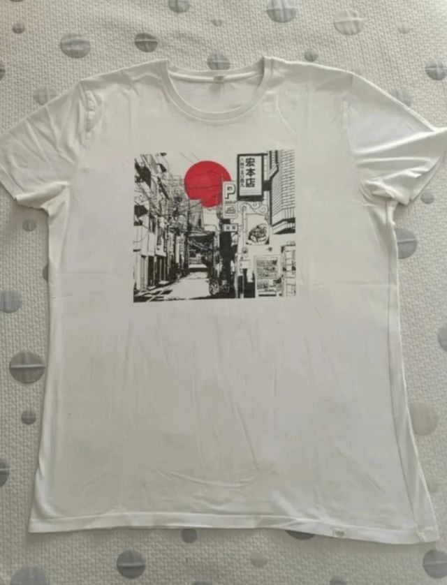 Camiseta blanca Japón Talla XL - Ropa