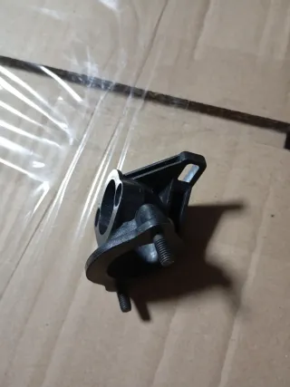Supporto filtro aria Husqvarna Jonsered
