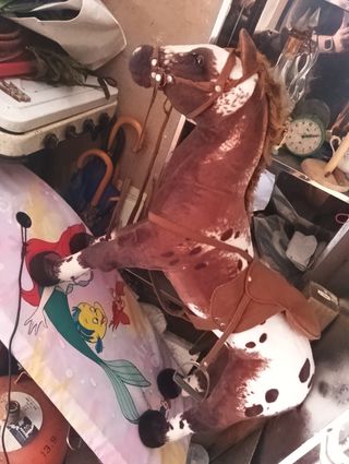 Giocattoli per bambini a forma di cavallo