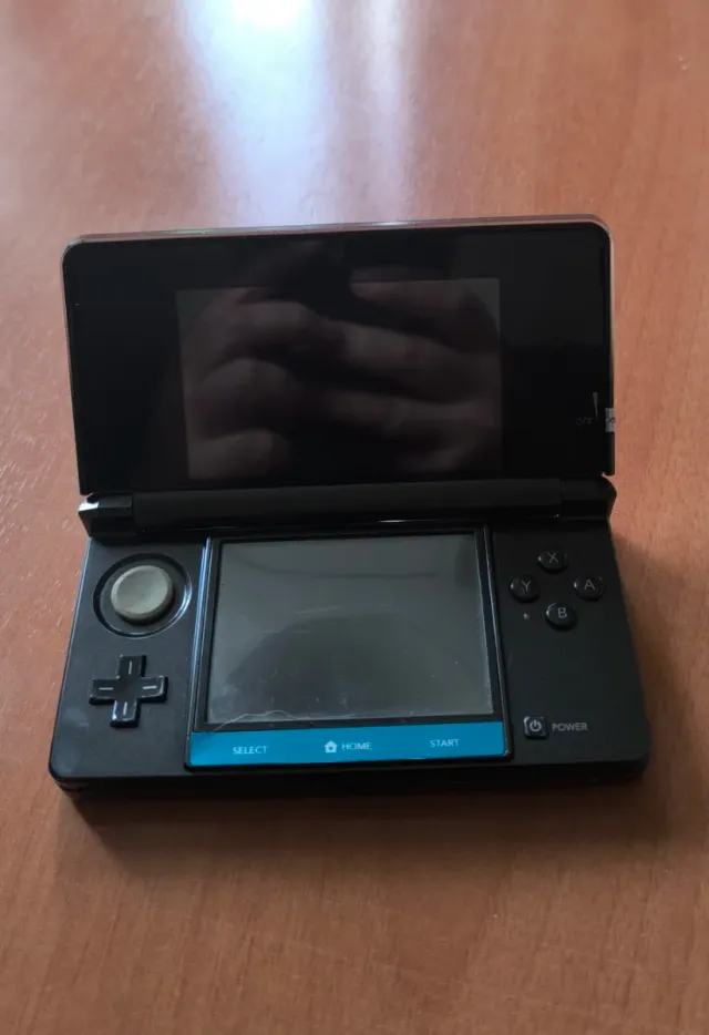 Nintendo 3DS Negra con juegos