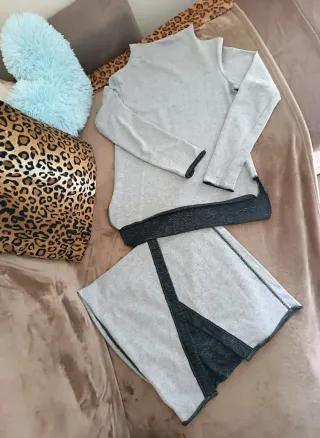 Completo gonna grigio