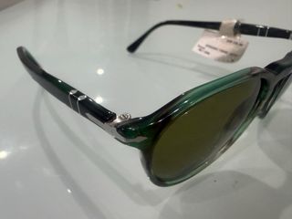 Gafas unisex Person verdes. nuevas 