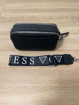 Bolso Guess Negro a estrenar