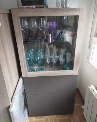 Vitrina Ikea Besta Madera y Cristal