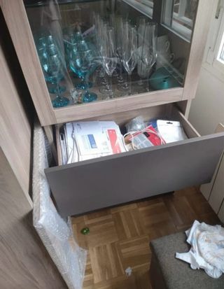 Vitrina Ikea Besta Madera y Cristal