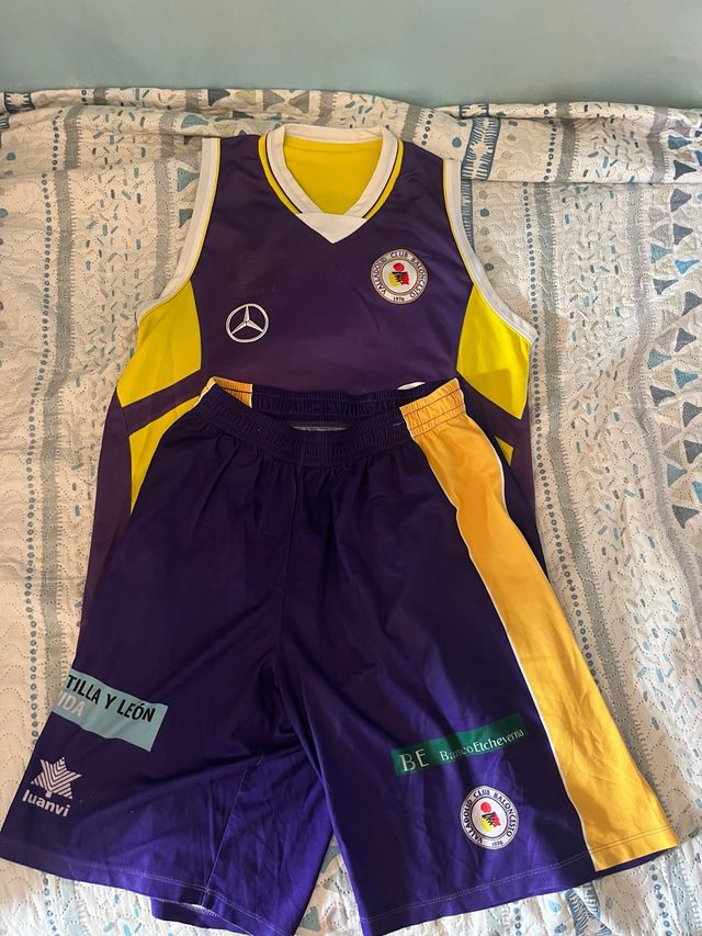 Conjunto Baloncesto Blancos de Rueda Valladolid