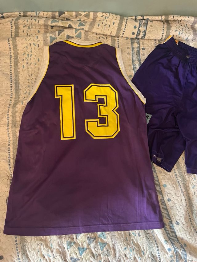 Conjunto Baloncesto Blancos de Rueda Valladolid