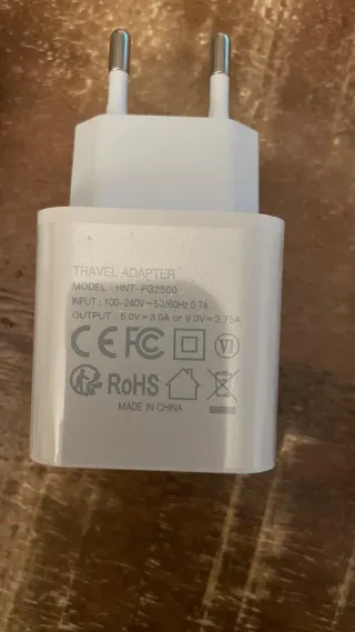 Caricatore adattatore da viaggio per iPhone HNT-PG2500