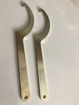 Set di chiavi per ammortizzatori