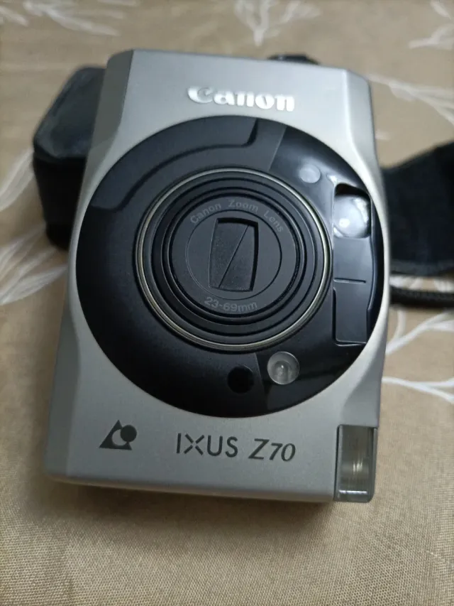 Cámara Canon IXUS Z70