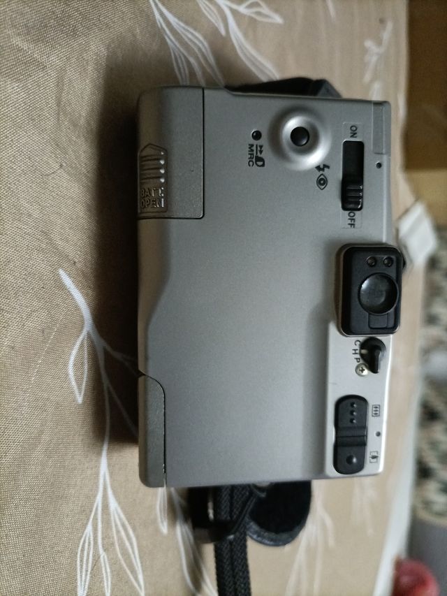 Cámara Canon IXUS Z70