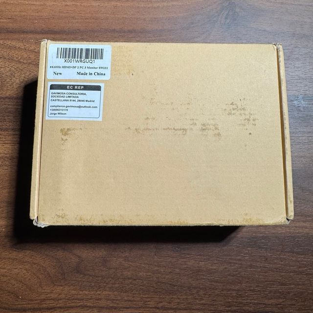 Switch KVM VPFCT a 3 schermi e 2 PC